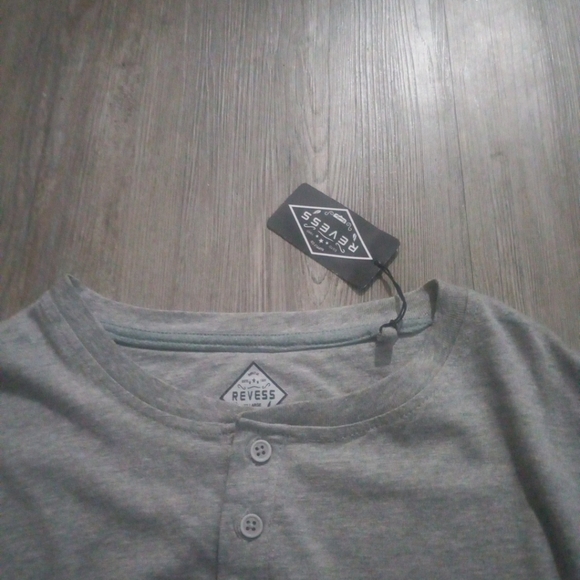Revess Mens Grey Color Henley Shirt Buttons Size XXL Brand New Cozy Comfort - Picture 3 of 7